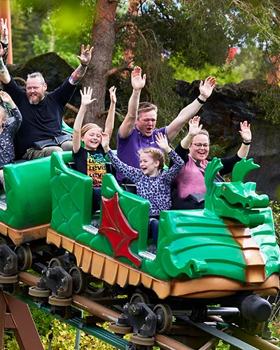LEGOLAND DRAGEN 400X500