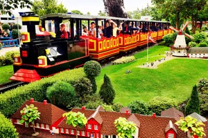 LL08 Legotrain 6831 1920X1080px